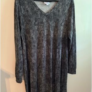 Lularoe Emily swing dress with pockets.